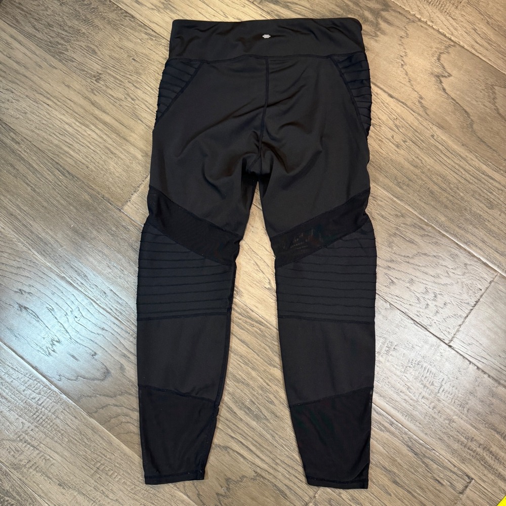 Nanette Lepore XL Black Moto Ribbed‎ Mesh Panel Athletic Leggings - Picture 5 of 7